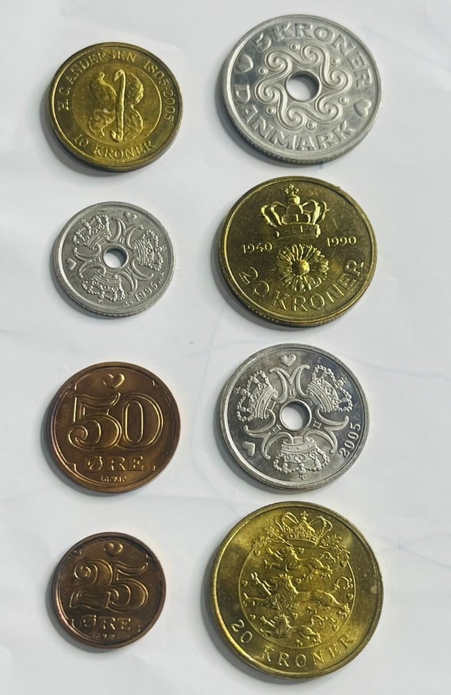 طقم عملات دنماركية قديمة - 1