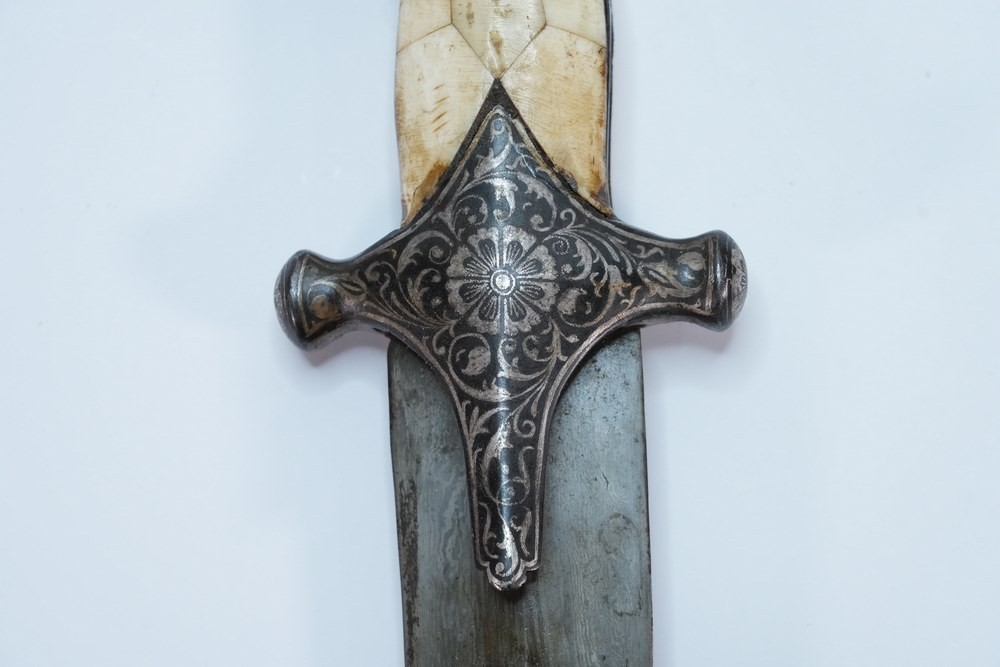 Old Mughal Dagger - 8