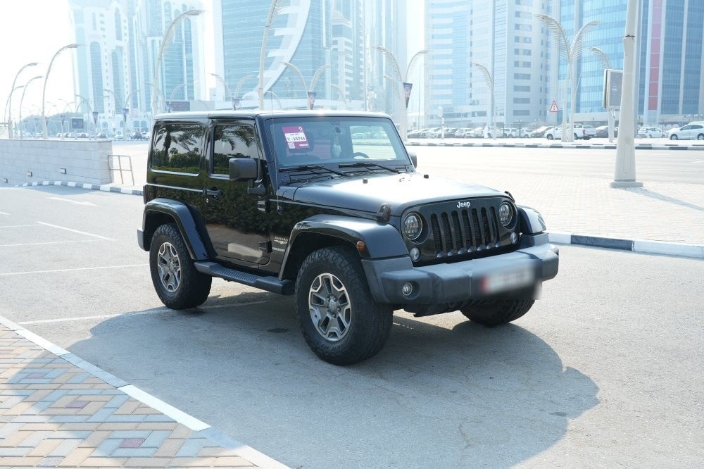 جيب رانجلر موديل 2015، Y-15744 - 2