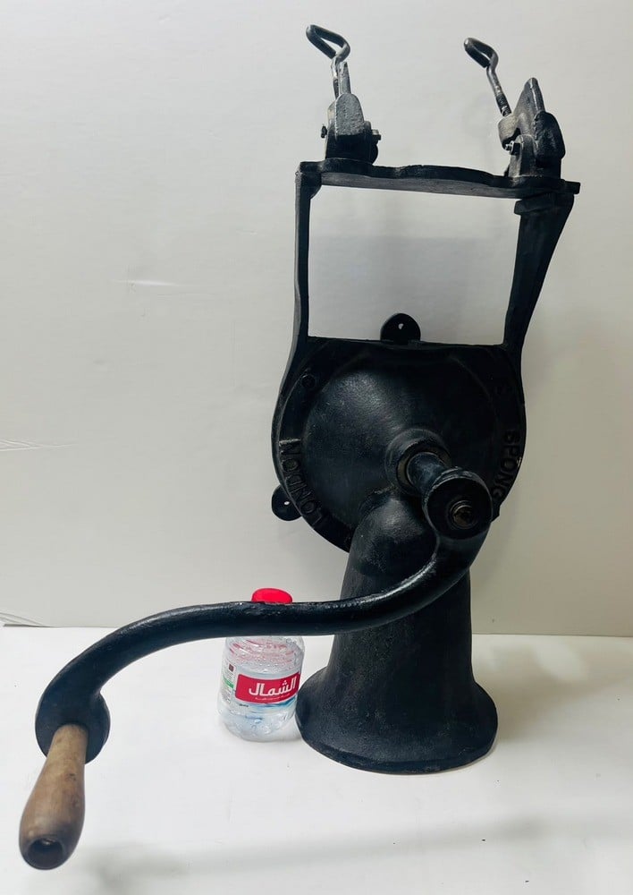 Spong & Co. Ltd No. 5 Vintage Manual Coffee Grinder - 4