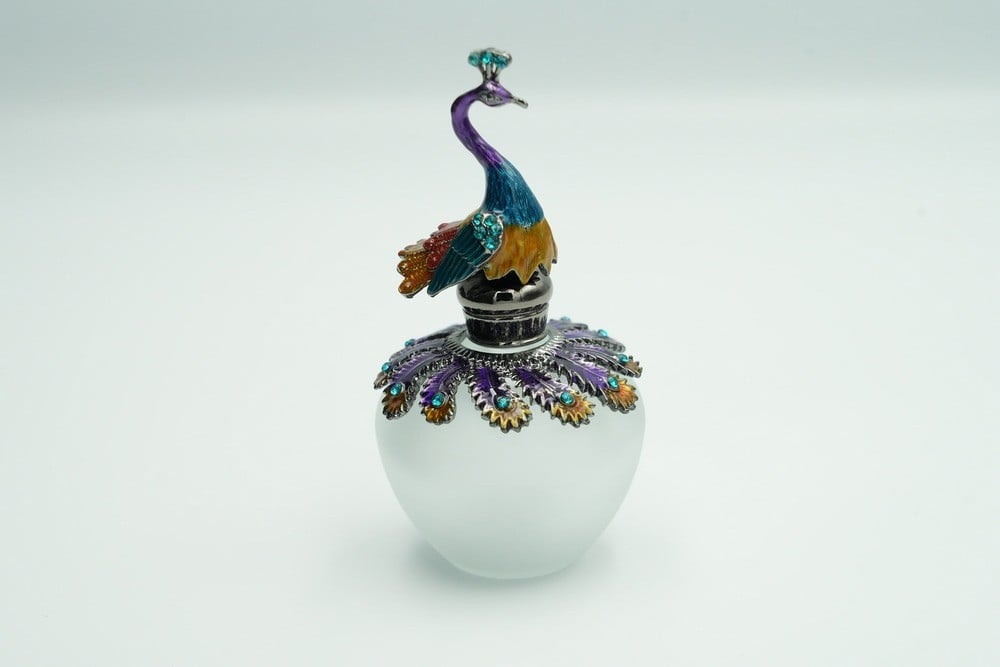 زجاجة عطر زجاجية مطفية بسعة 40 مل فارغة، عتيقة وبتصميم ديكور الطاووس - 2