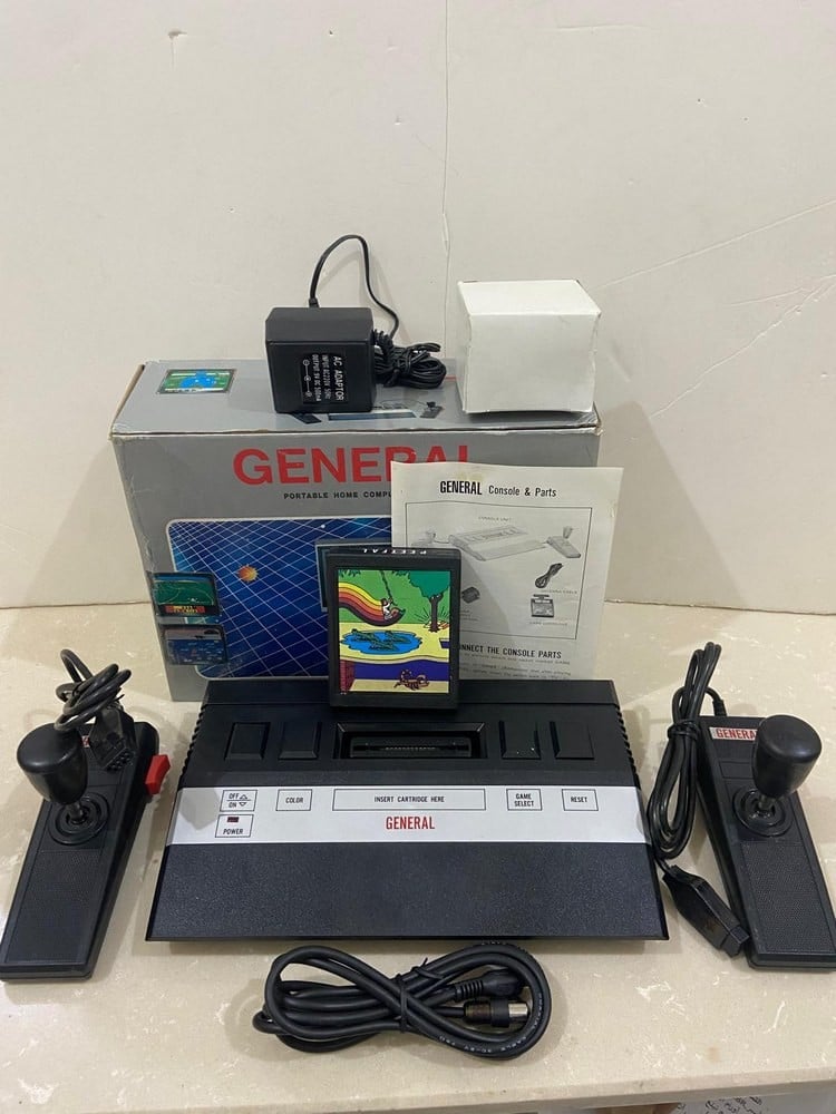 Old Atari Console Stored/Comes With The Original Box - 1