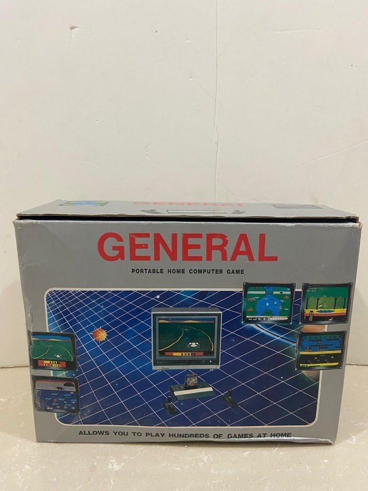 Old Atari Console Stored/Comes With The Original Box - 4