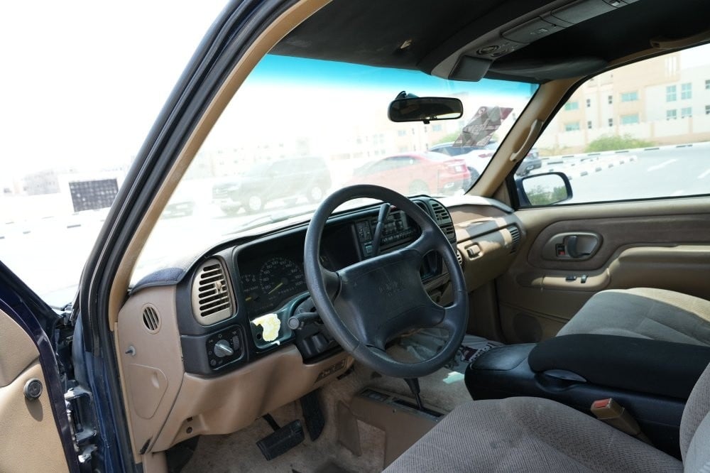 GMC Yukon SUV Model 1995, C-11186 - 9