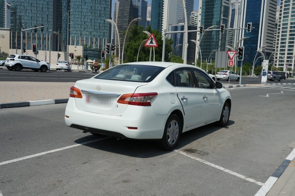 نيسان سينترا موديل 2015، Y-15805 - 6