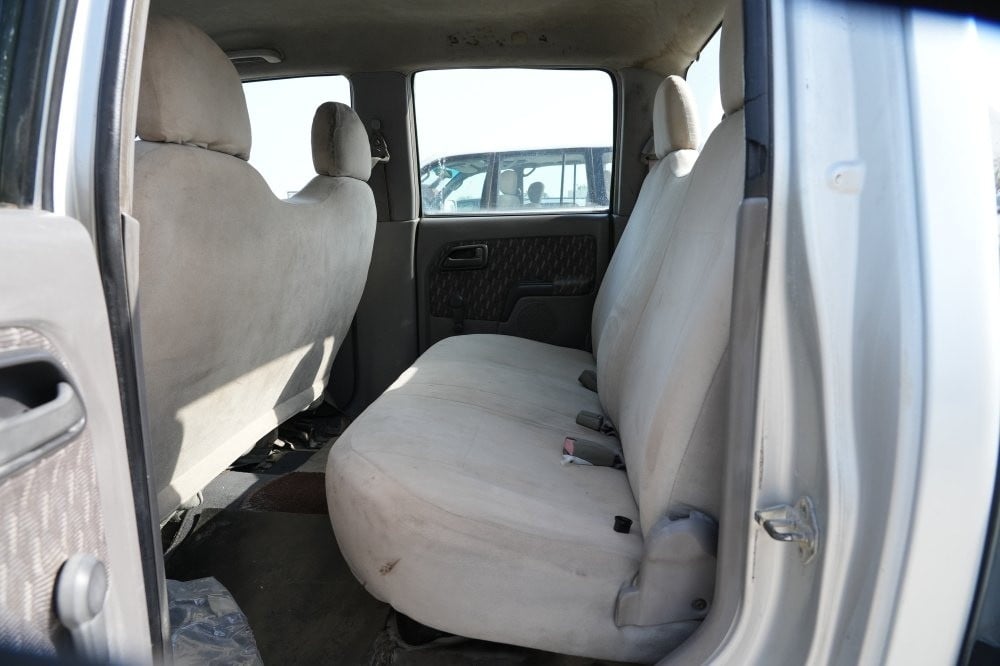 ISUZU D-Max Model 2004, Y-15839 - 7