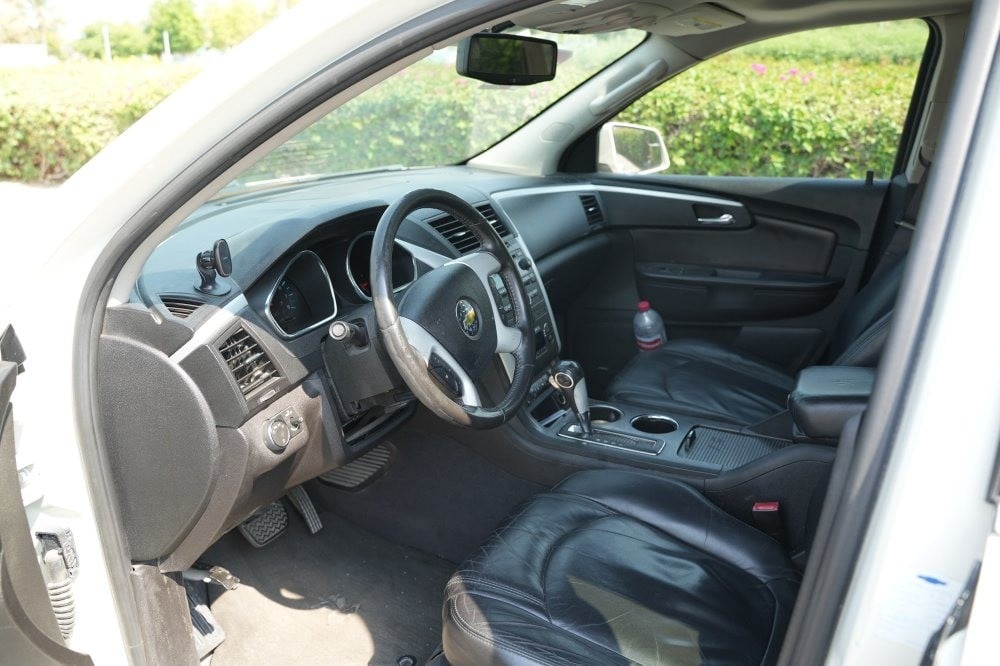 Chevrolet Traverse Model 2011, Y-15823 - 9
