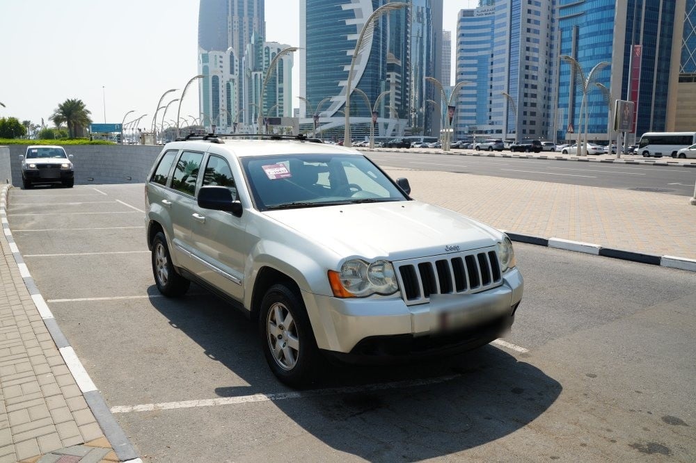جيب جراند شيروكي موديل 2010، Y-15827 - 3