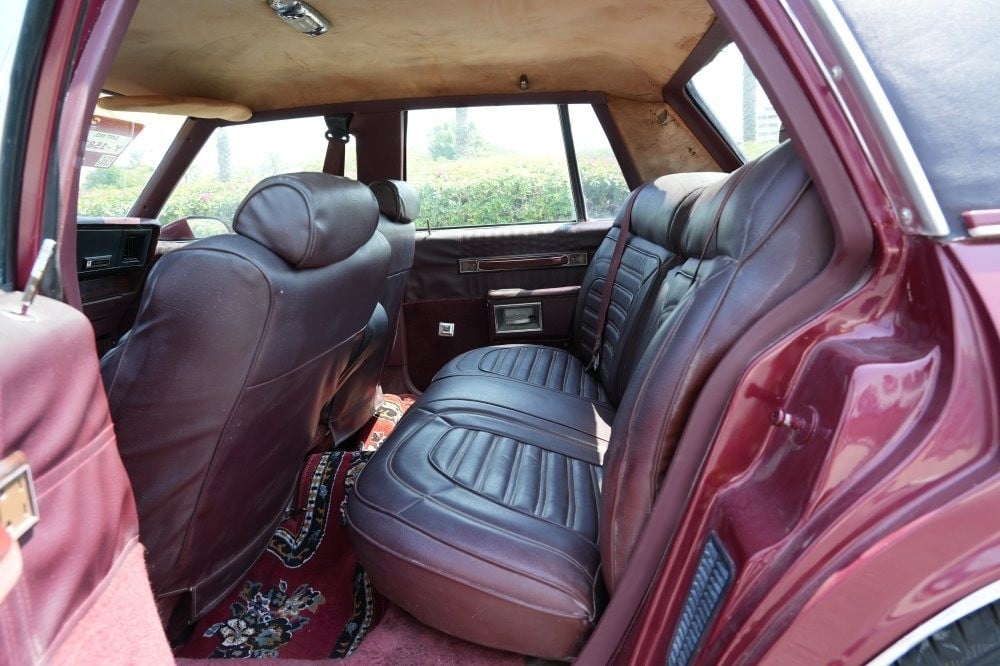 بونتياك باريسيان موديل 1991، Y-15830 - 8