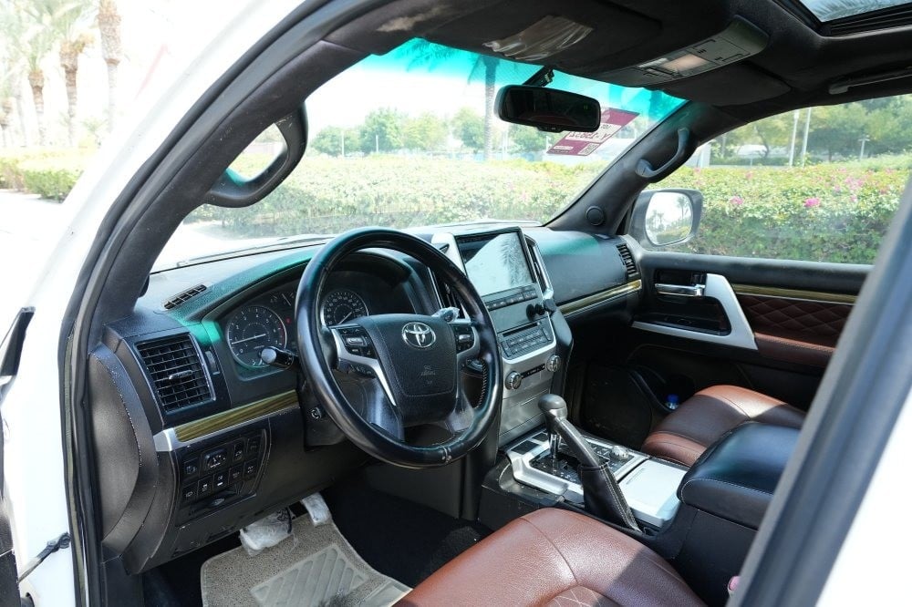 تويوتا VXR موديل 2013، Y-15832 - 10