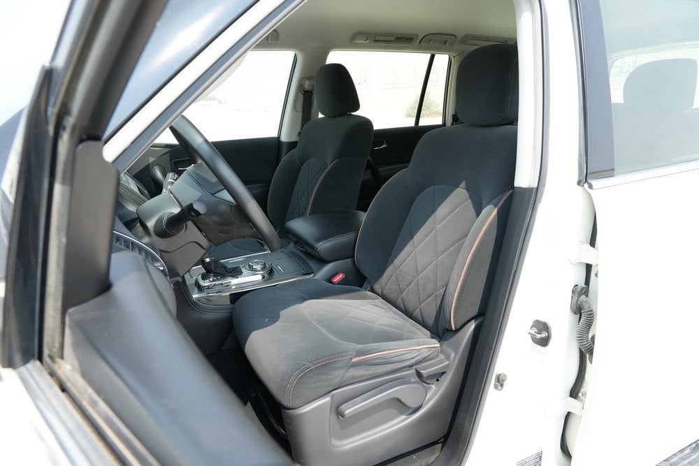 Nissan Patrol SUV Model 2019, C-11168 - 8