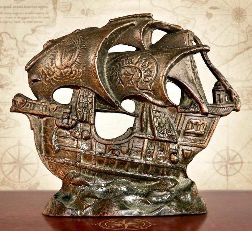 An Antique Santa María Ship Model - 7