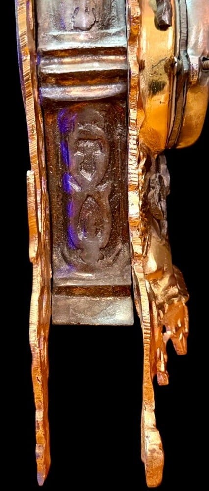 A French-Style Desk Clock Featuring A Rococo Design - 10