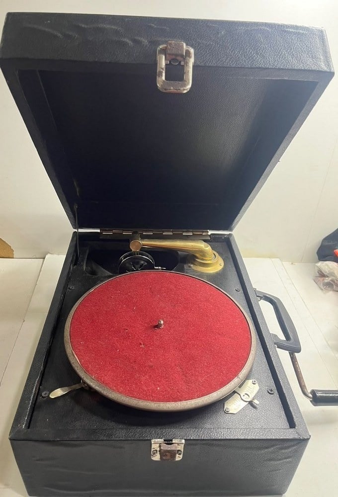 Antique Portable Gramophone – 1920s–1930s - 1