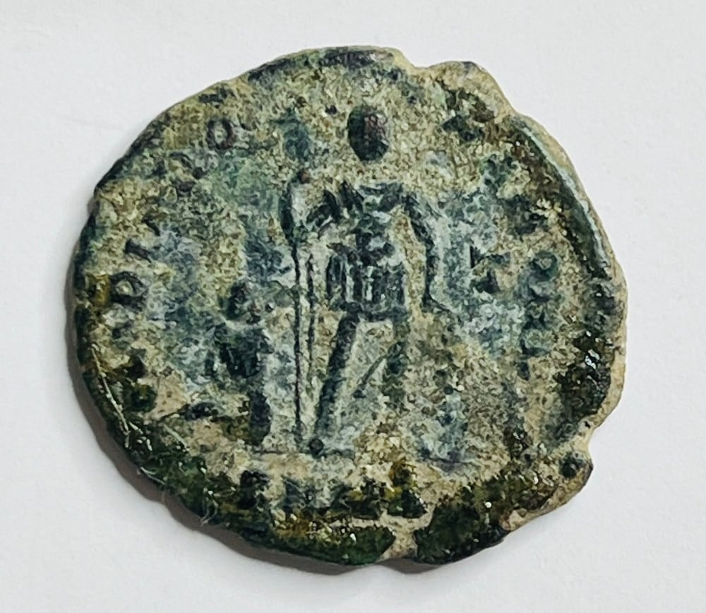 Ancient Roman Bronze Coin from the Reign of Emperor Arcadius - 1 - 3
