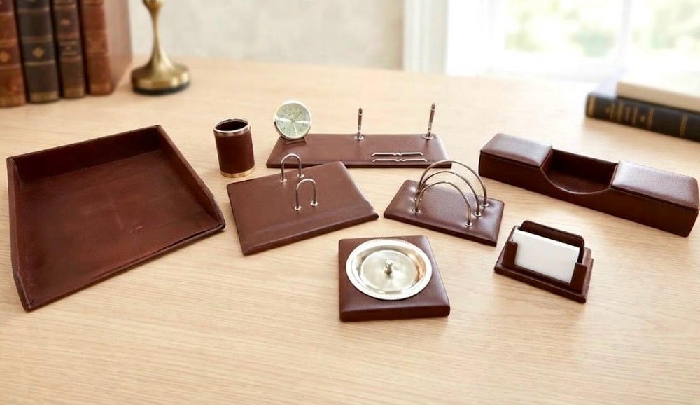 Luxury Executive Desk Set Made Of Premium Genuine Leather - 1