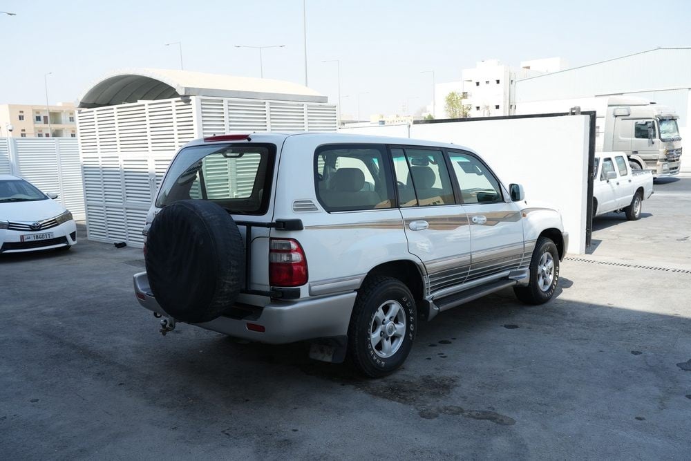 تويوتا VXR إس يو ڤي موديل 2005، C-11192 - 4