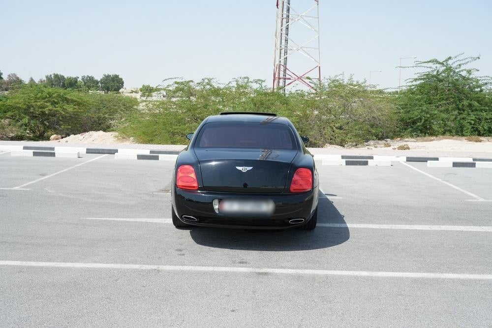 بينتي جي تي سيدان موديل 2006، C-11213 - 5
