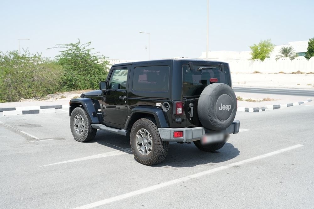 جيب رانجلر إس يو ڤي موديل 2015، C-11214 - 5