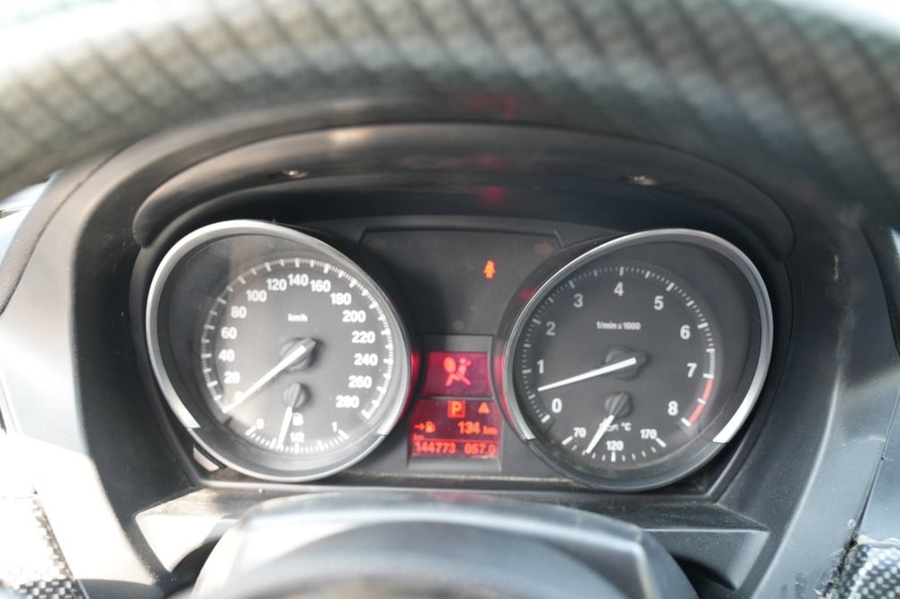 بي إم دبليو Z4 موديل 2012، Y-15886 - 10