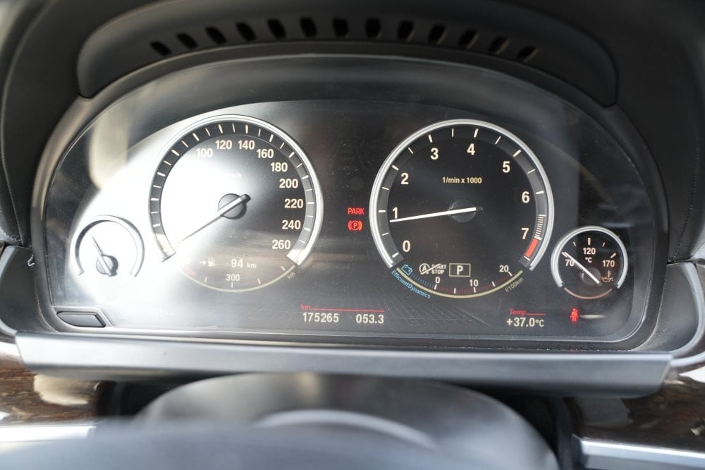 بي إم دبليو 650 اي موديل 2013، Y-15887 - 11