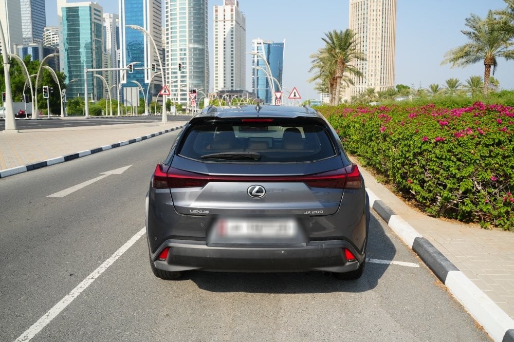 لكزس UX 200 موديل 2023، Y-15898 - 5