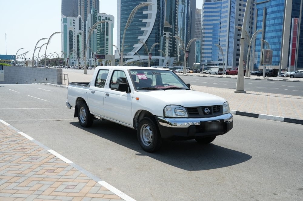 نيسان 2400 موديل 2016، Y-15868 - 4