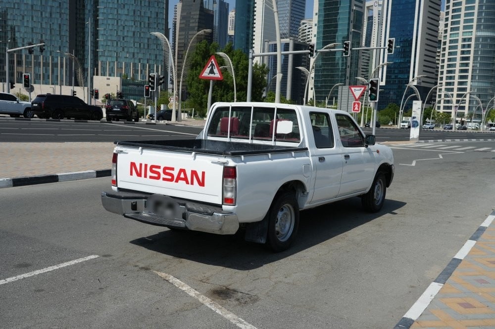 نيسان 2400 موديل 2016، Y-15868 - 8