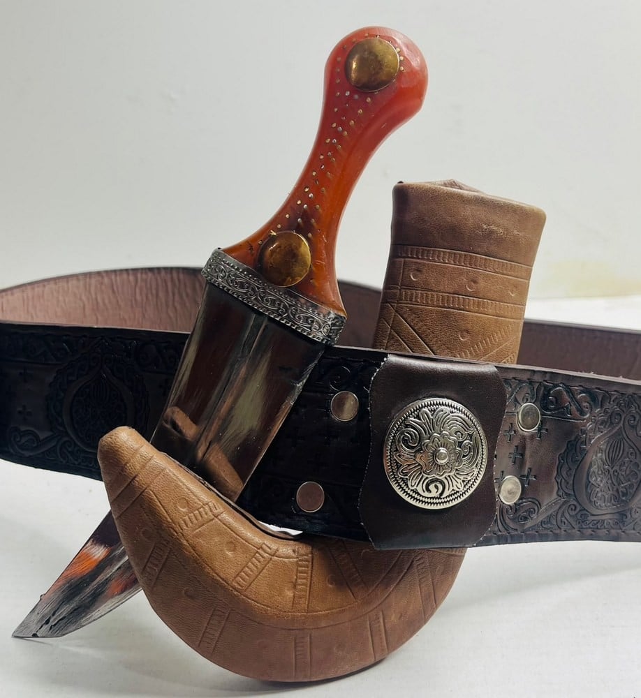 Yemeni-Style Jambiya Dagger with Leather Scabbard and Belt - 4