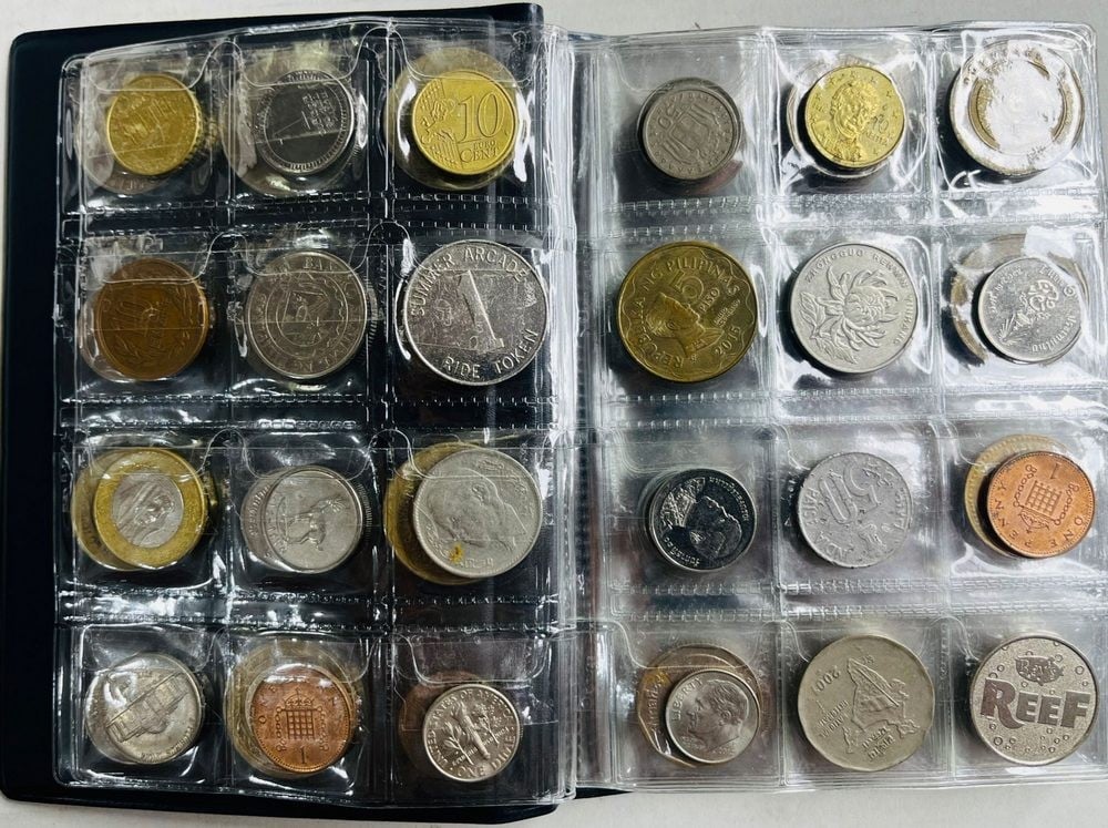 Album of 120 Vintage Coins - 12 - 3