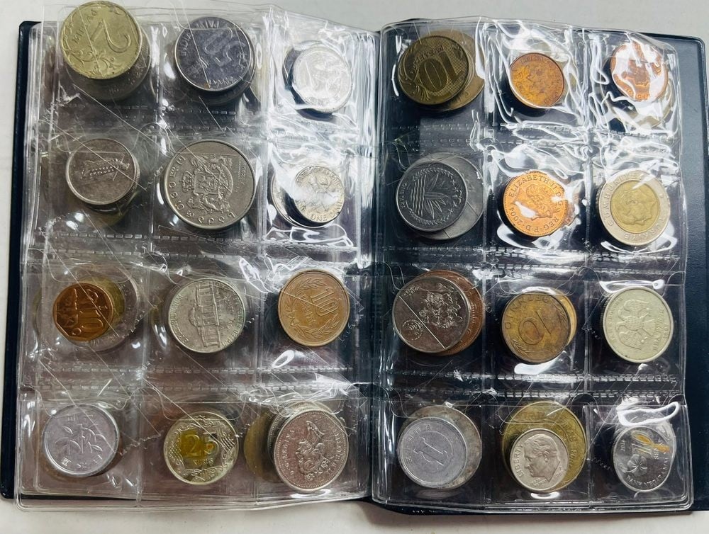 Album of 120 Vintage Coins - 2 - 5