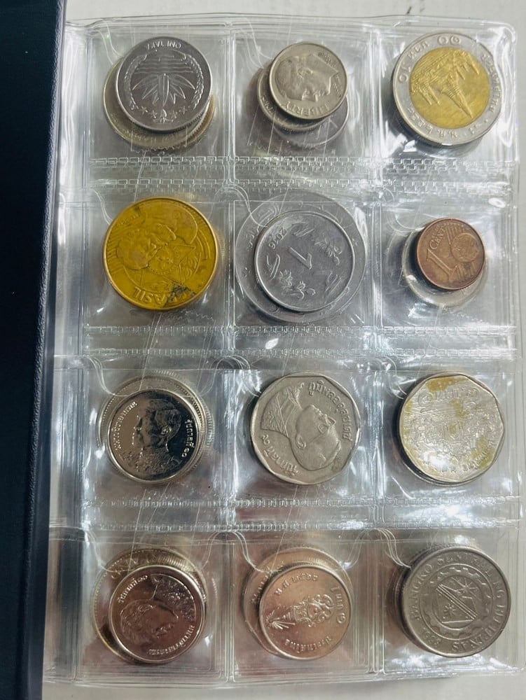 Album of 120 Vintage Coins - 15 - 2