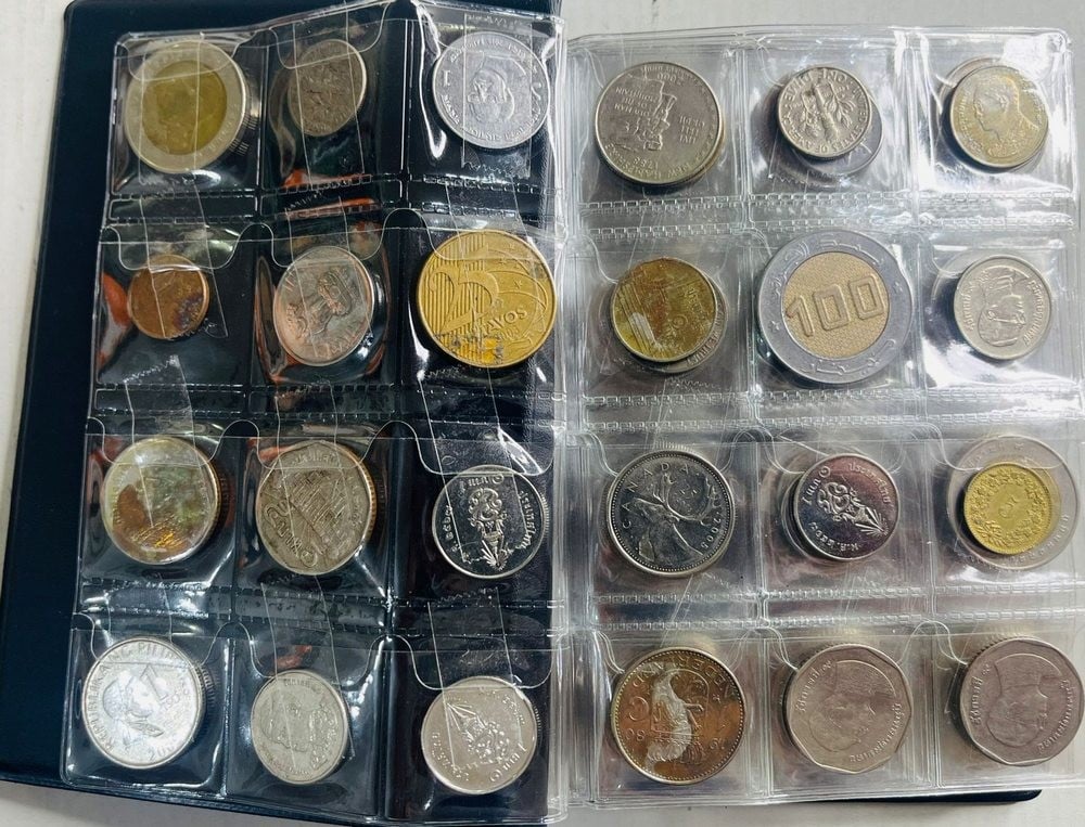 Album of 120 Vintage Coins - 15 - 3