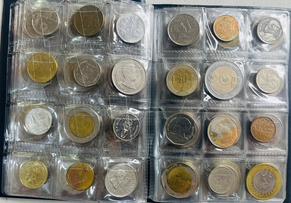 Album of 120 Vintage Coins - 15 - 5