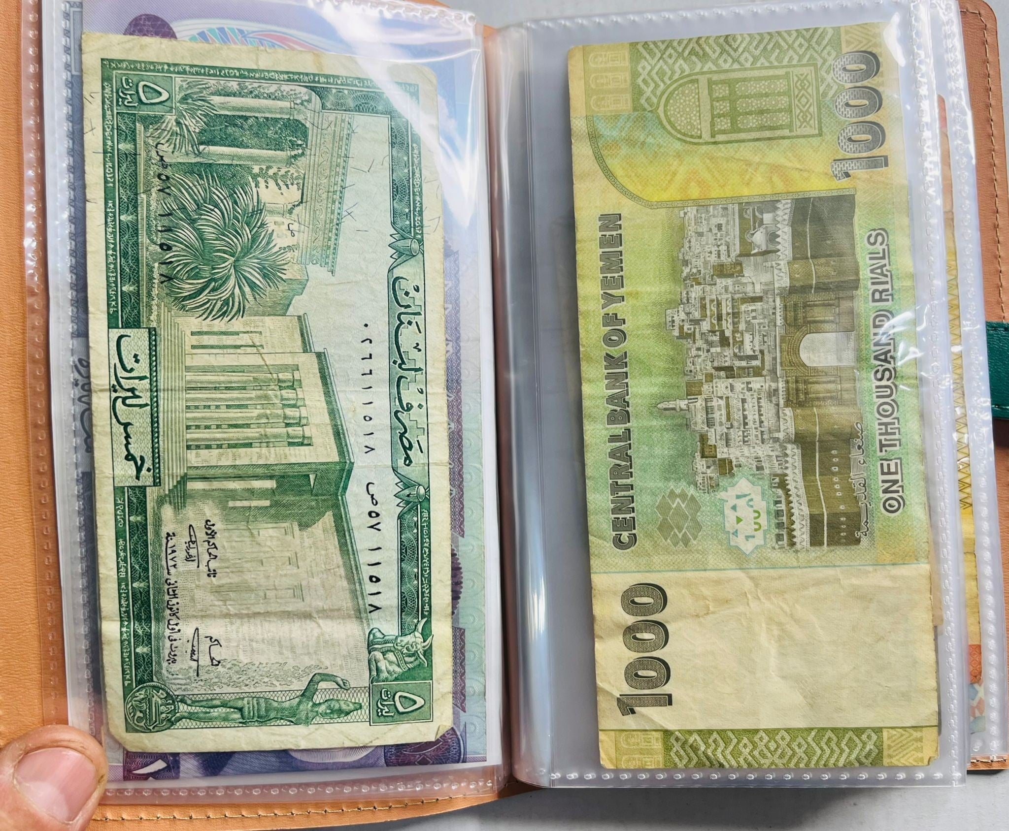 Album of 50 Vintage Assorted Banknotes - 6 - 2