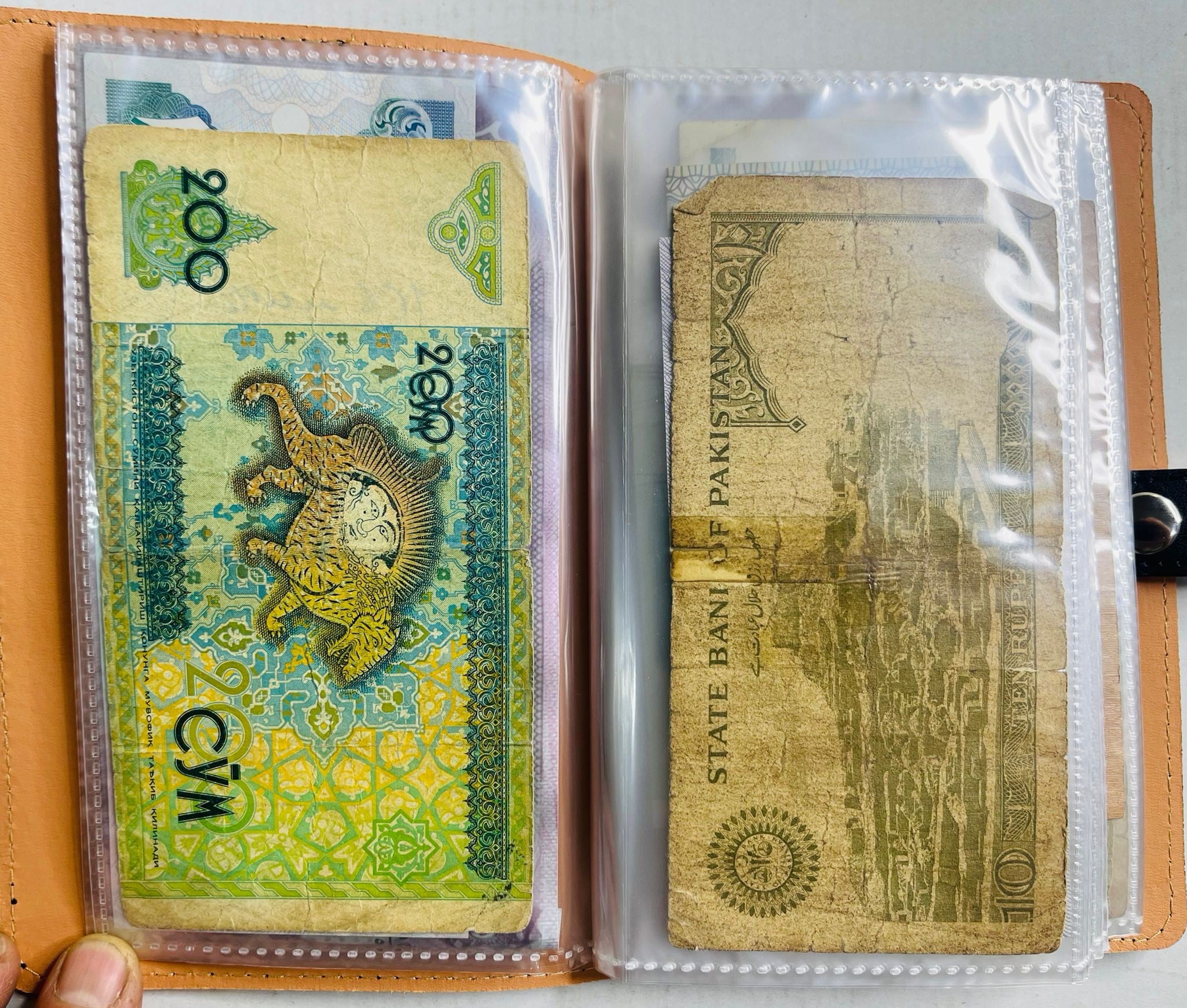 Album of 50 Vintage Assorted Banknotes - 7 - 2