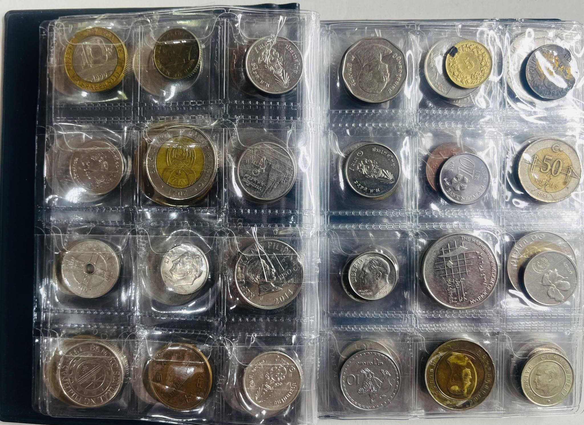 Album of 120 Vintage Coins - 10 - 1