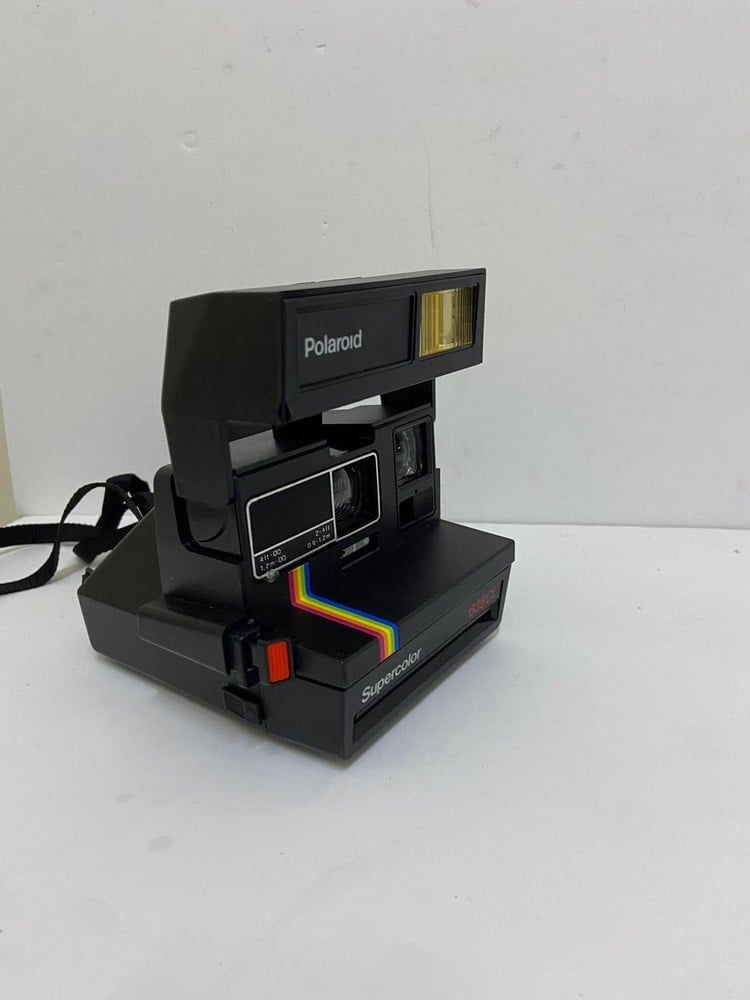A Classic Instant Camera, The Polaroid Supercolor 635 Cl - 4