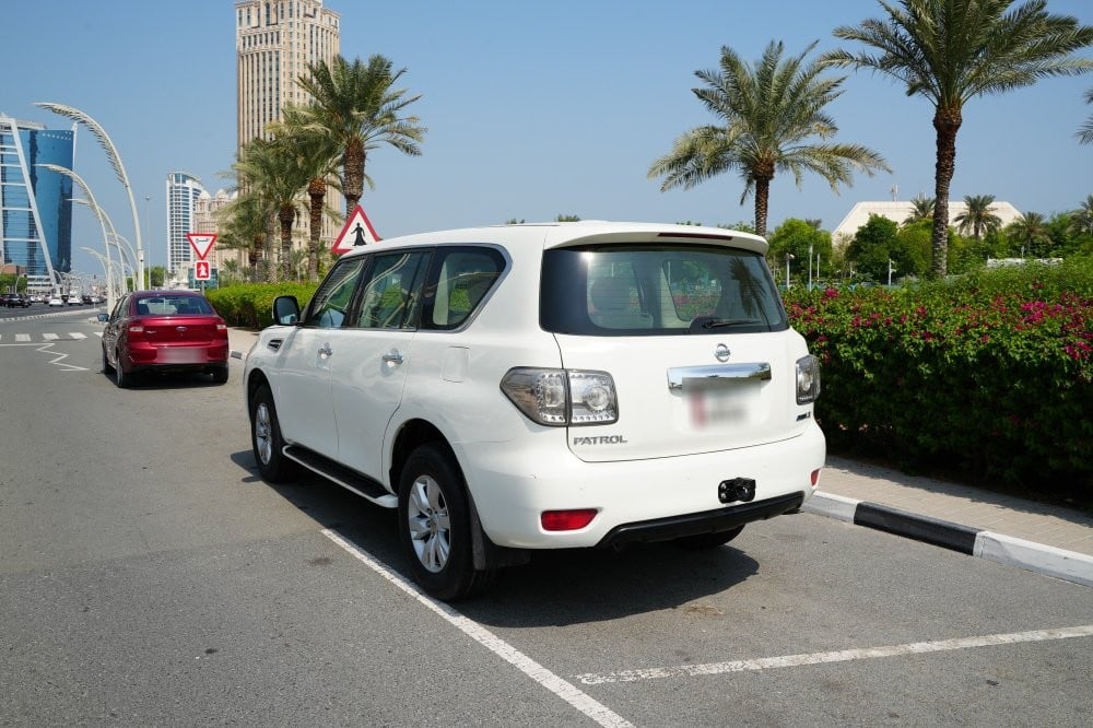 Nissan Patrol Model 2011, Y-15923 - 7