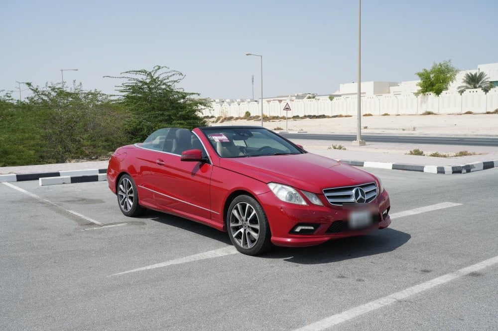 Mercedes-Benz E500 Coupe Model 2010, C011243 - 2