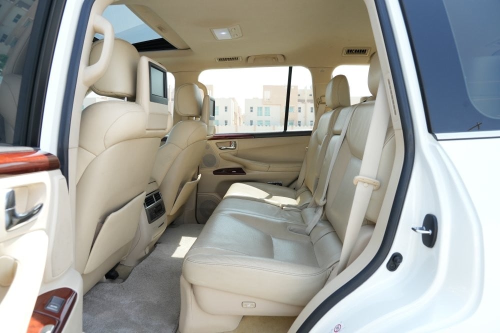 Lexus LX 570 SUV Model 2013, C-11235 - 4