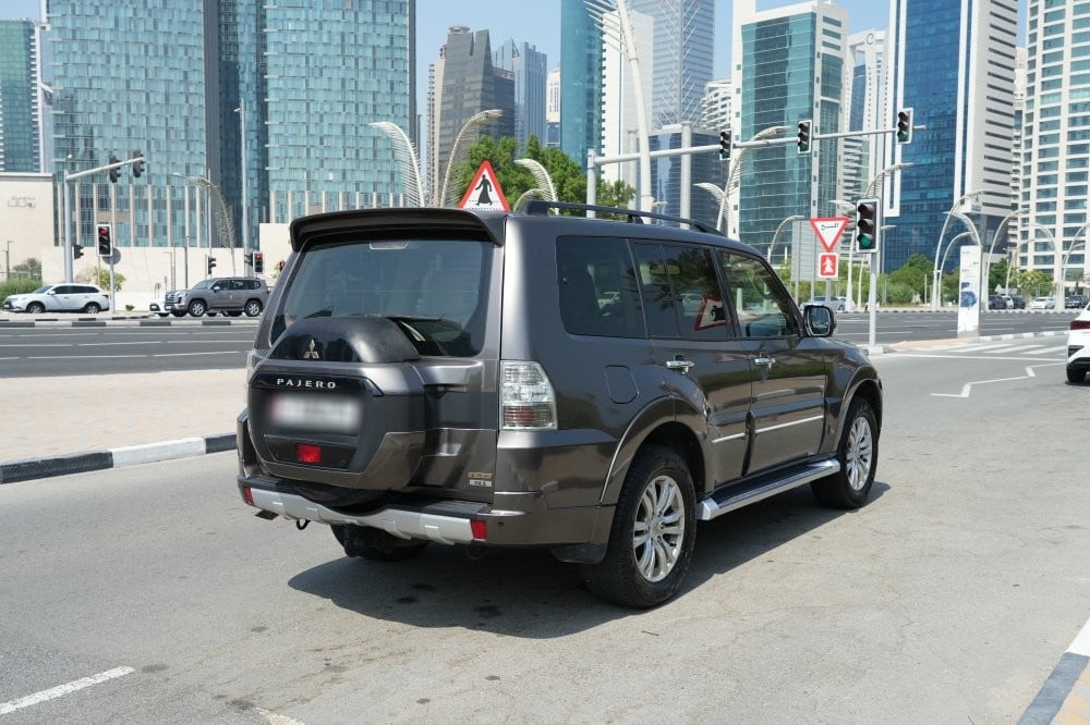 Mitsubishi Pajero Model 2015, Y-15903 - 7