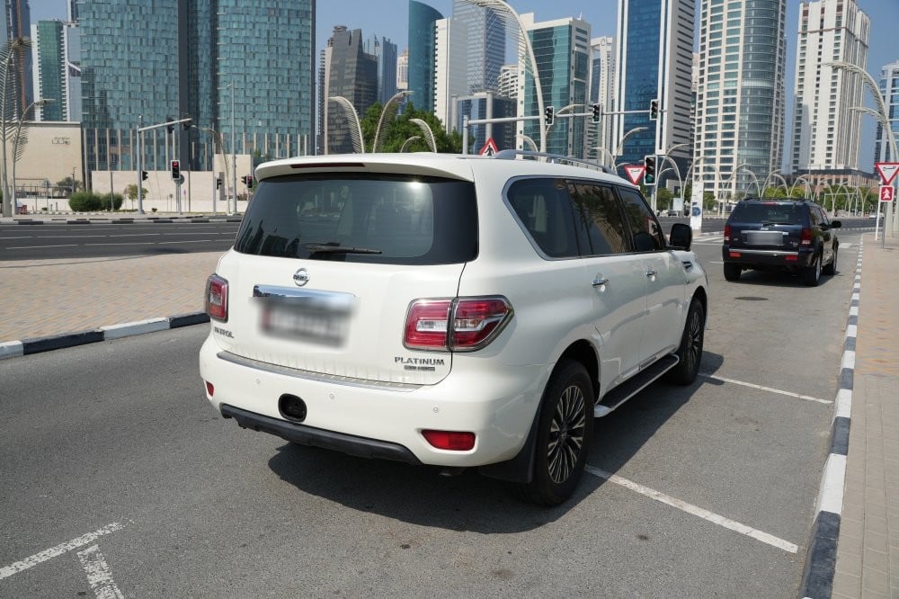 Nissan Patrol Model 2014, Y-15933 - 5