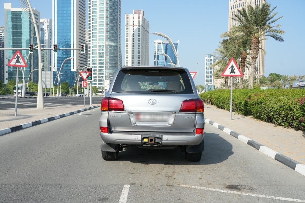 لكزس ال اكس 570 موديل 2010، Y-15934 - 6