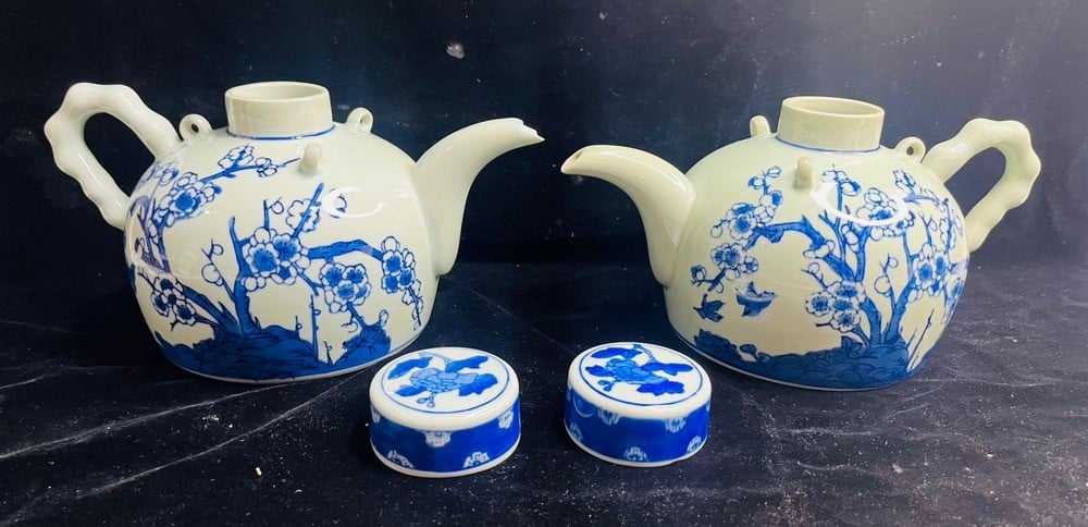 Pair of Antique Chinese Tea Ewers - 3