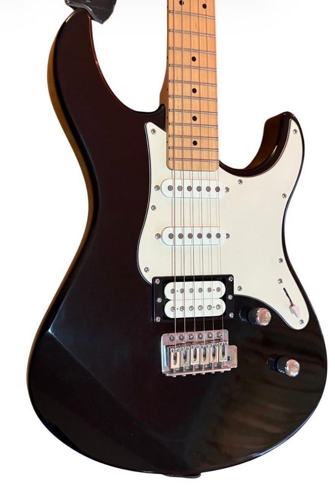 Yamaha Pacifica Electric Guitar - 11