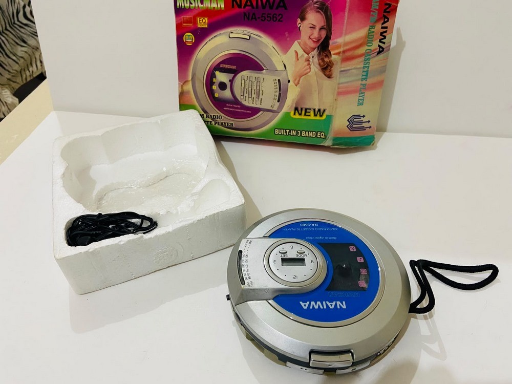 For Heritage And Antique Lovers | Musicman Naiwa Cassette Walkman, Kept In Its Box - 3