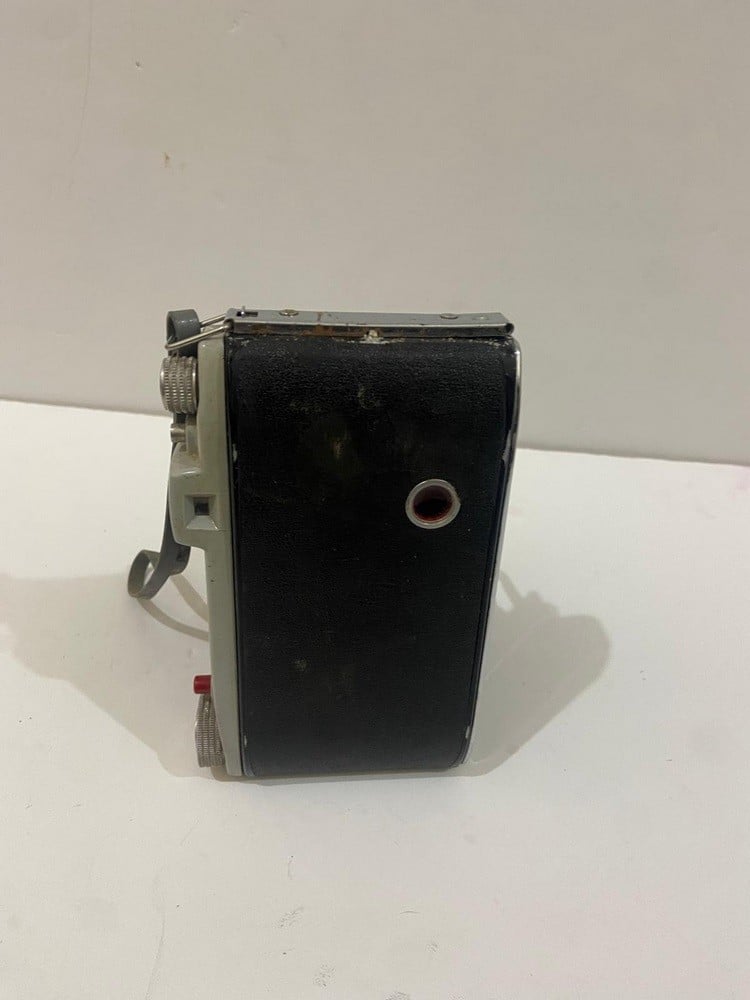 An Old Photographic Camera Of The Graflex Super Speed Graphic Type - 5