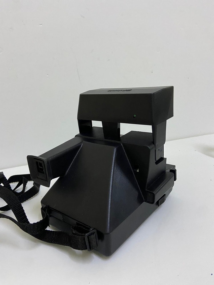 A Classic Instant Camera, The Polaroid Supercolor 635 Cl - 6