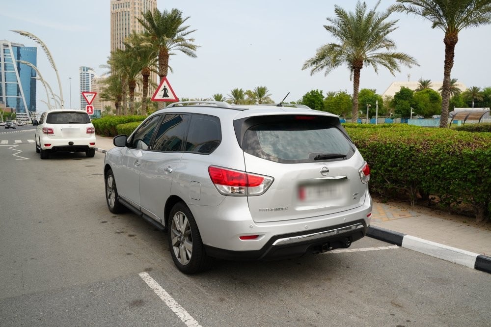 Nissan Pathfinder Model 2014, Y-15957 - 6